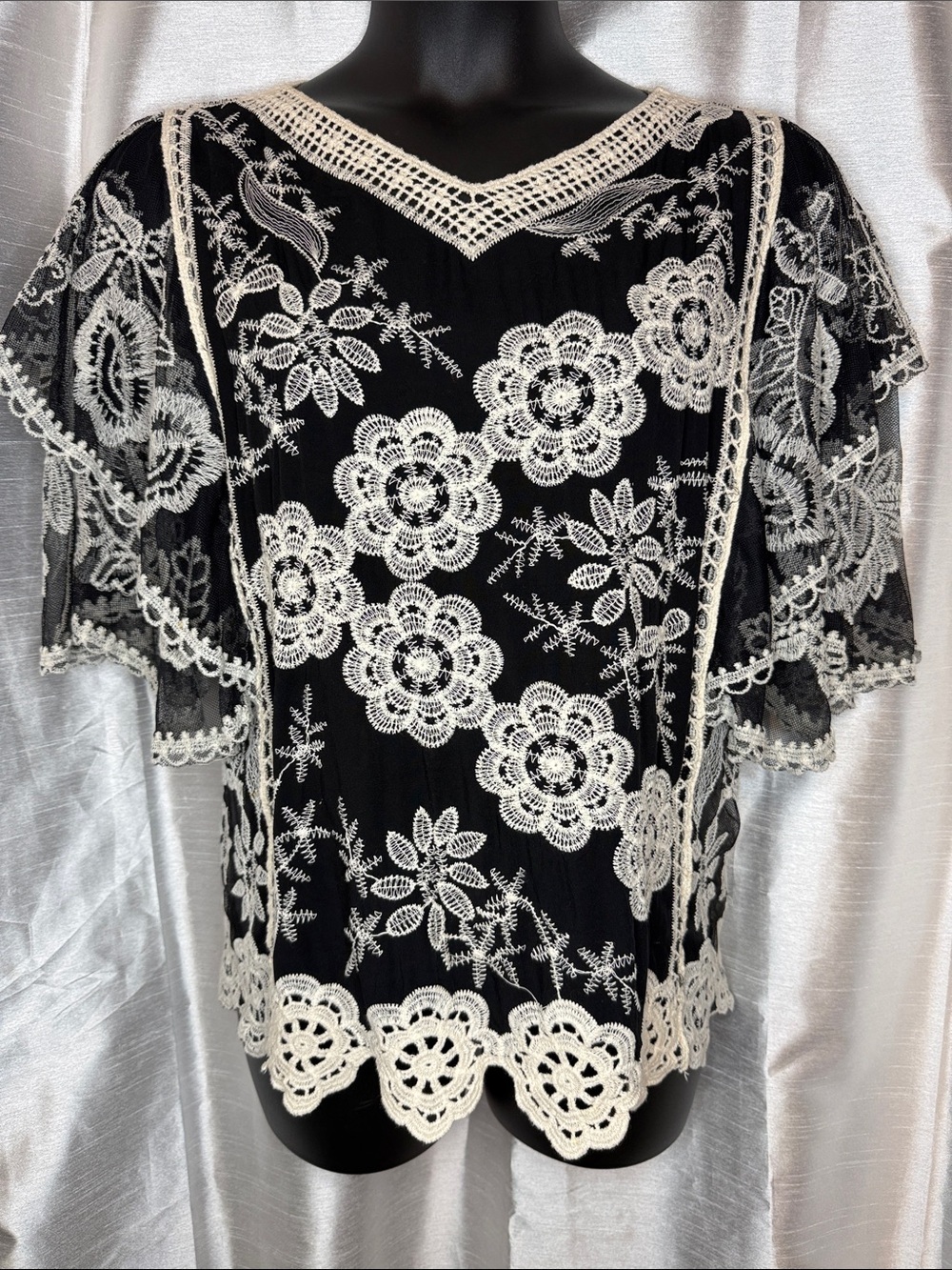 Sapphire Boho Chic Romantic Hippie Peasant Lacy Crochet Flutter Sleeve Womens PS